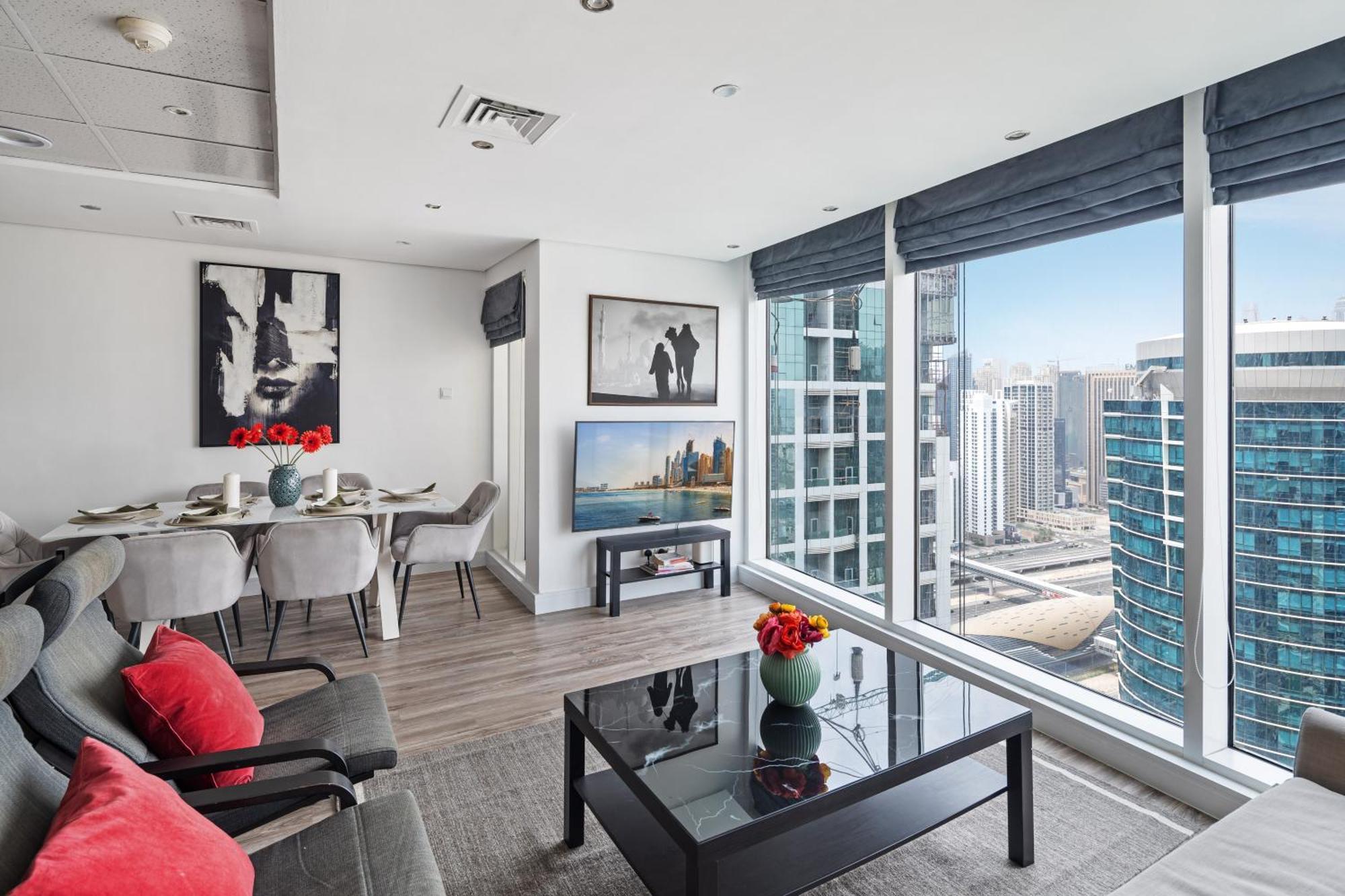 Modern & Spacious 2-Bed Condo With Panoramic Lake Views, Dual Balconies, Steps From Dubai Jlt Metro By "La Buena Vida Holiday Homes" Εξωτερικό φωτογραφία