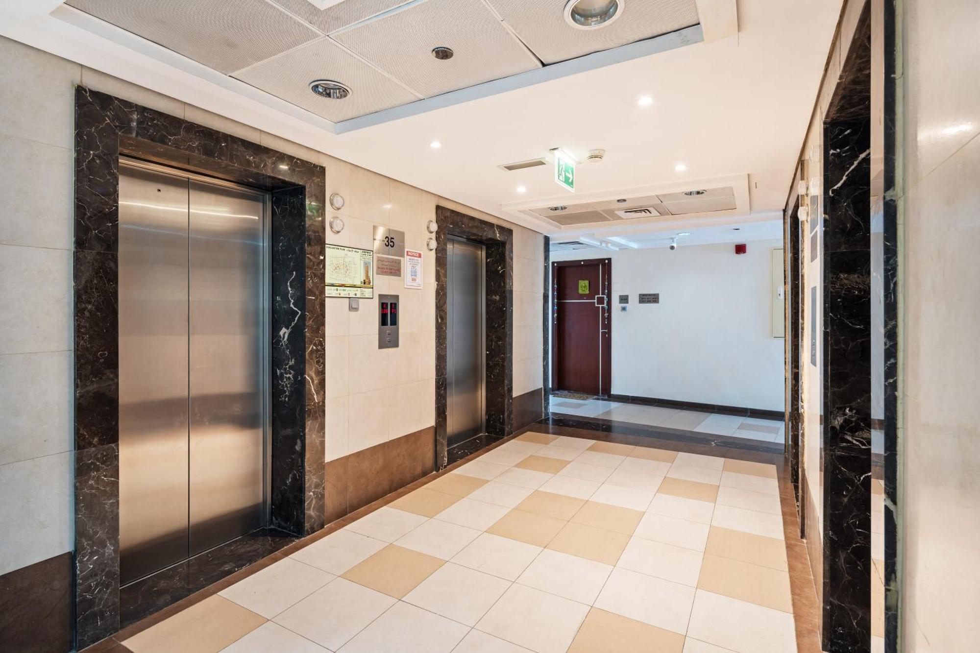 Modern & Spacious 2-Bed Condo With Panoramic Lake Views, Dual Balconies, Steps From Dubai Jlt Metro By "La Buena Vida Holiday Homes" Εξωτερικό φωτογραφία