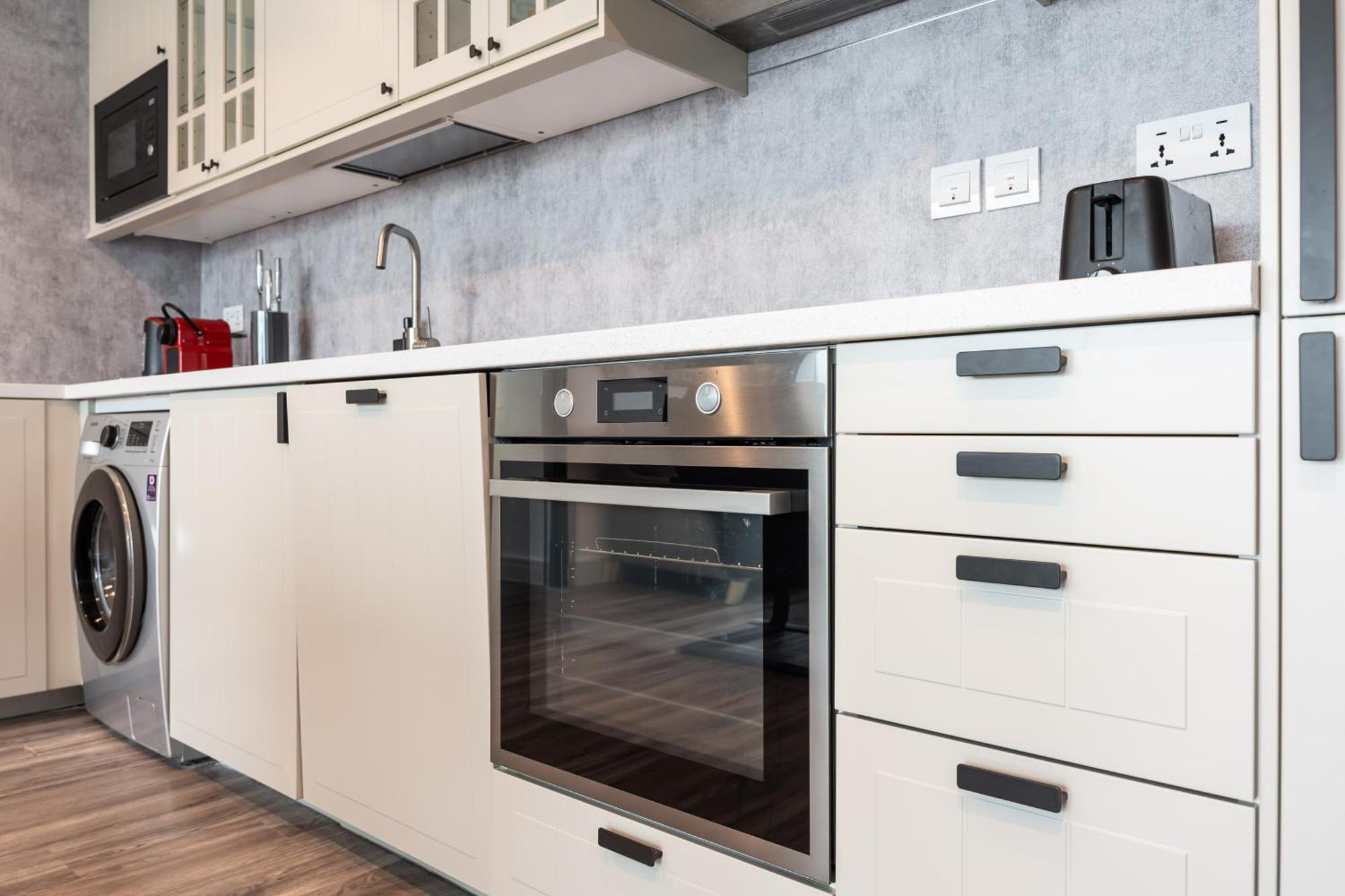 Modern & Spacious 2-Bed Condo With Panoramic Lake Views, Dual Balconies, Steps From Dubai Jlt Metro By "La Buena Vida Holiday Homes" Εξωτερικό φωτογραφία